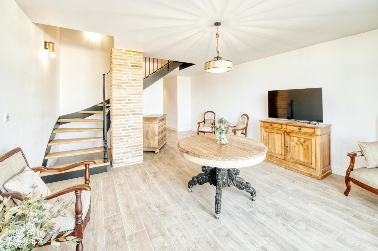 Hotel Escons Domaine De Charme à Saint-Sulpice-sur-Leze Extérieur photo