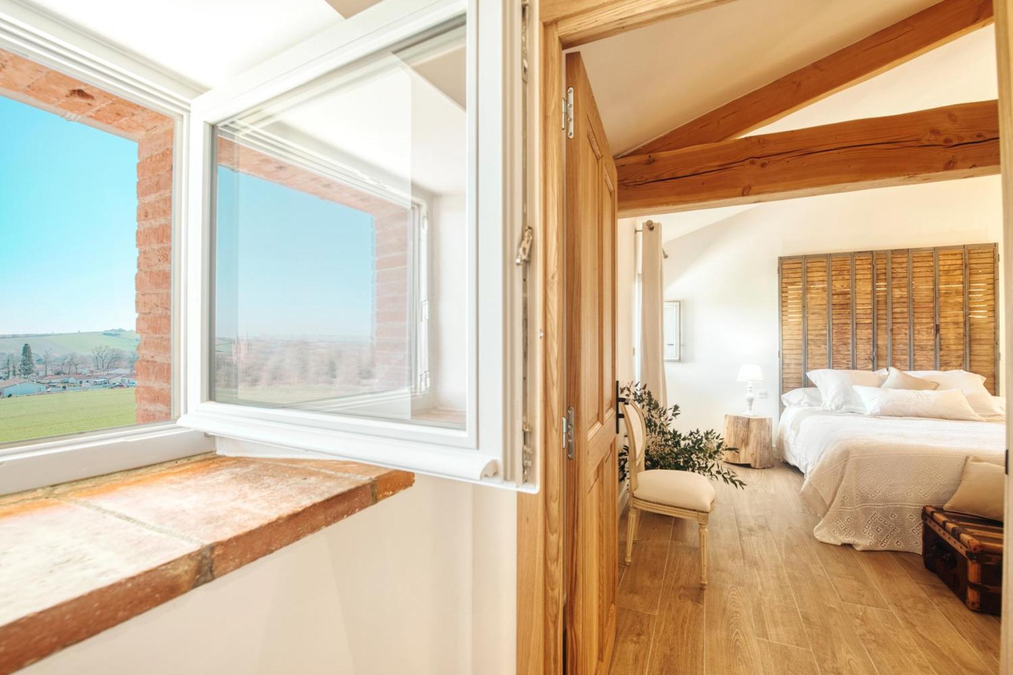 Hotel Escons Domaine De Charme à Saint-Sulpice-sur-Leze Extérieur photo